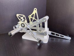 Commandes reculées usinés CNC Yamaha R6 (2006–2016)